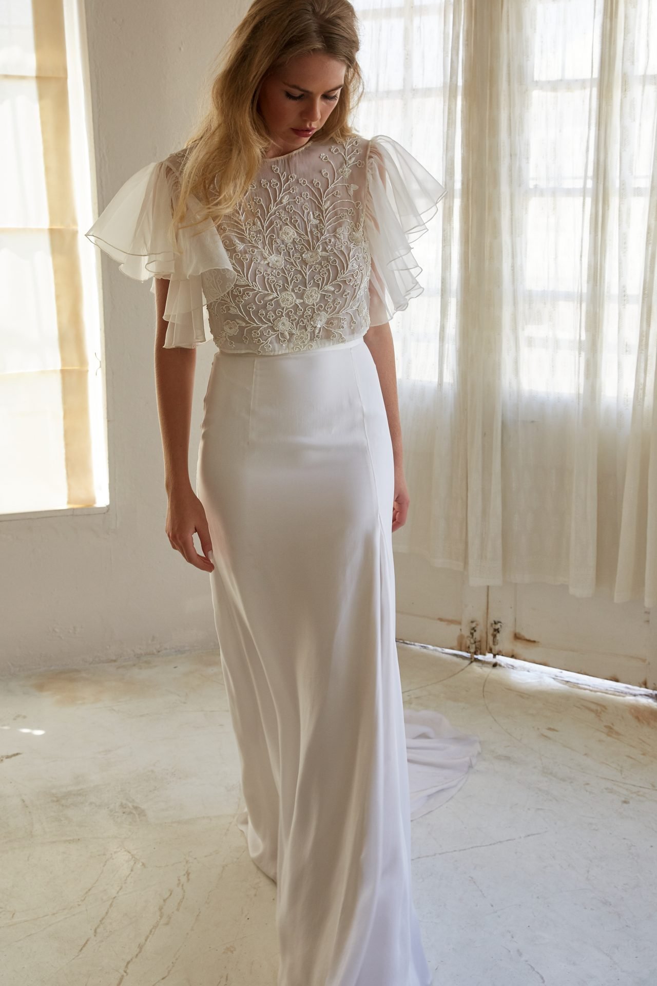 Vestidos de novia sencillos, vestidos de novia minimalistas, vestidos de novia bohemios, vestidos de novia románticos, vestidos de novia originales