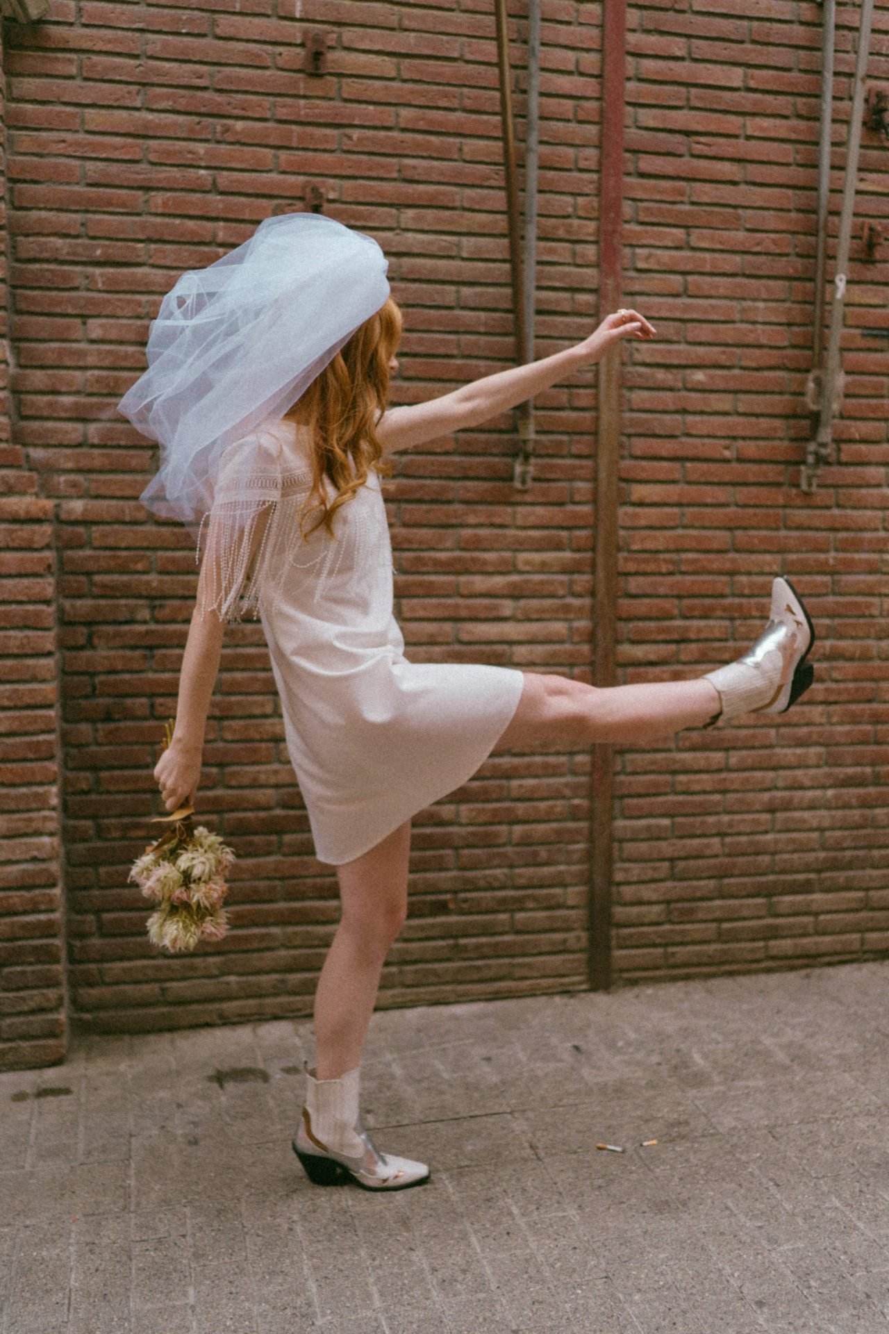 Vestidos de novia sencillos, vestidos de novia minimalistas, vestidos de novia bohemios, vestidos de novia románticos, vestidos de novia originales