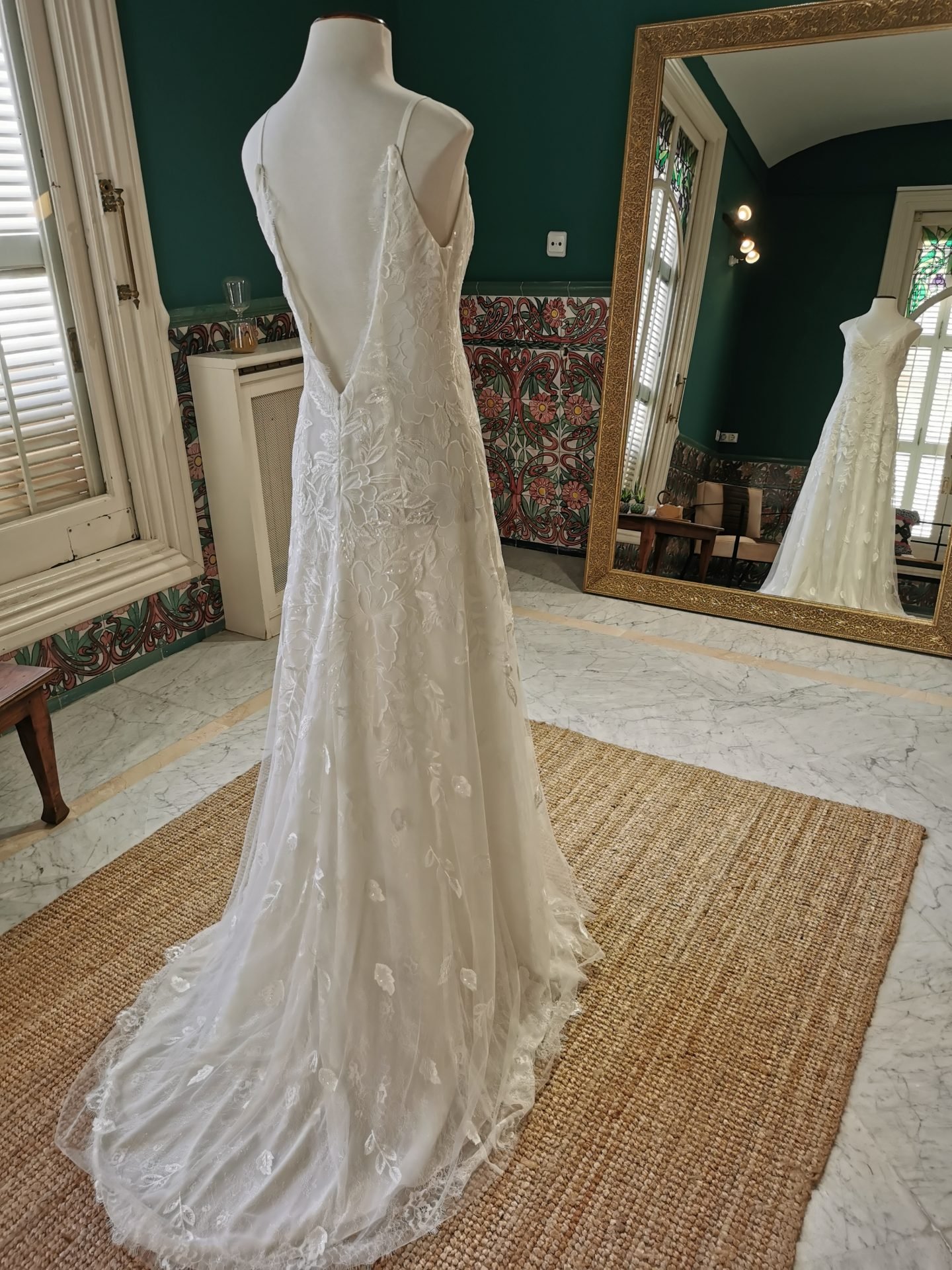 Vestidos de novia sencillos, vestidos de novia minimalistas, vestidos de novia bohemios, vestidos de novia románticos, vestidos de novia originales
