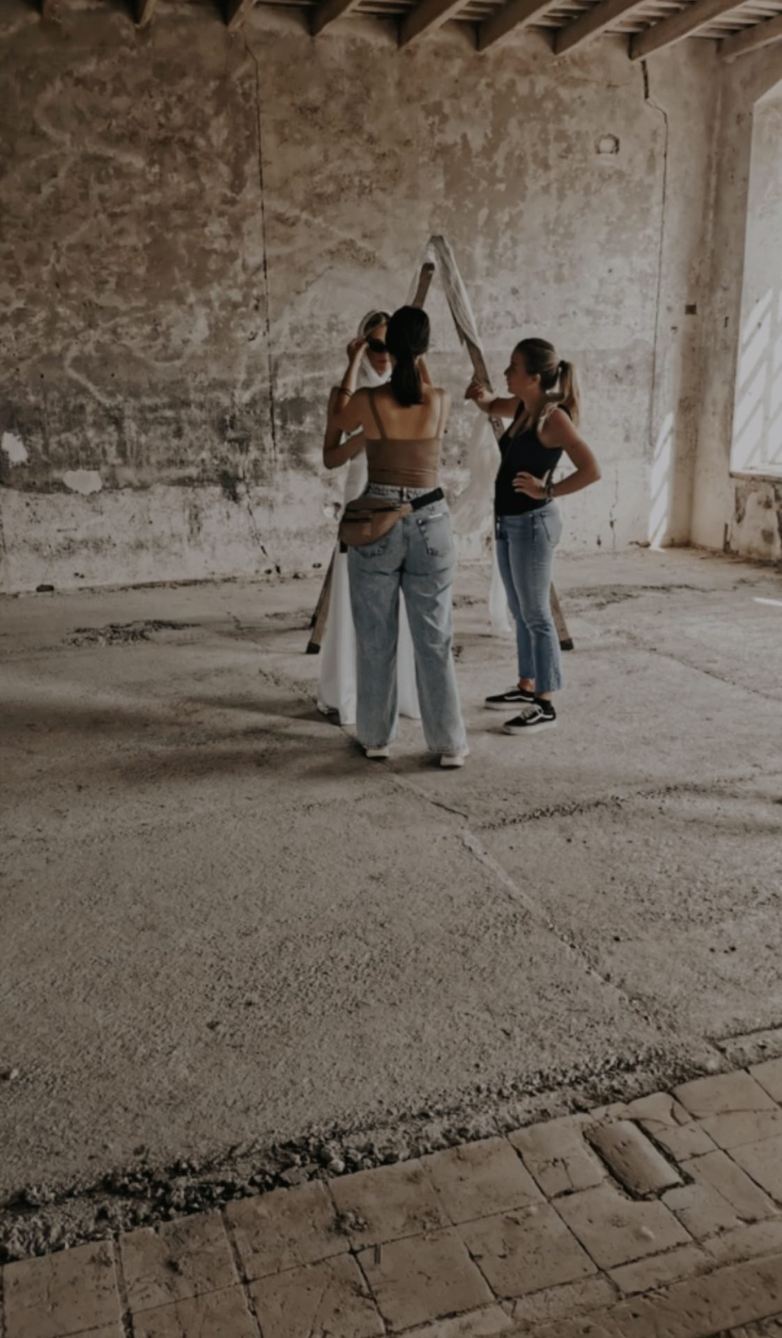 Vestidos de novia sencillos, vestidos de novia minimalistas, vestidos de novia bohemios, vestidos de novia románticos, vestidos de novia originales