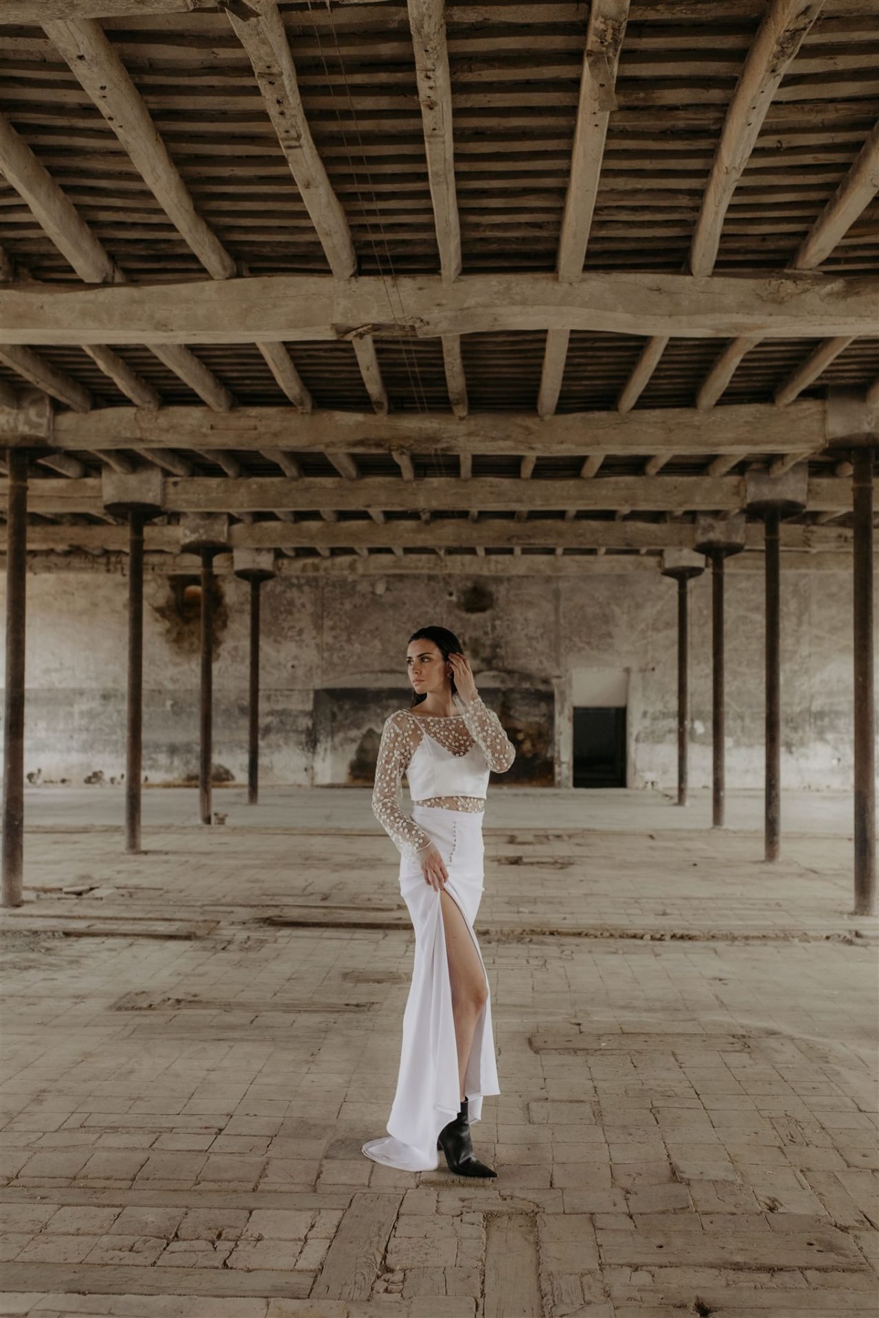 Vestidos de novia sencillos, vestidos de novia minimalistas, vestidos de novia bohemios, vestidos de novia románticos, vestidos de novia originales
