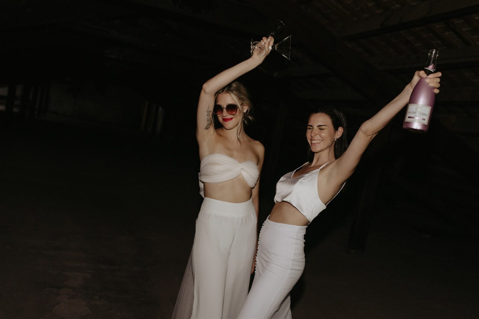 Vestidos de novia sencillos, vestidos de novia minimalistas, vestidos de novia bohemios, vestidos de novia románticos, vestidos de novia originales
