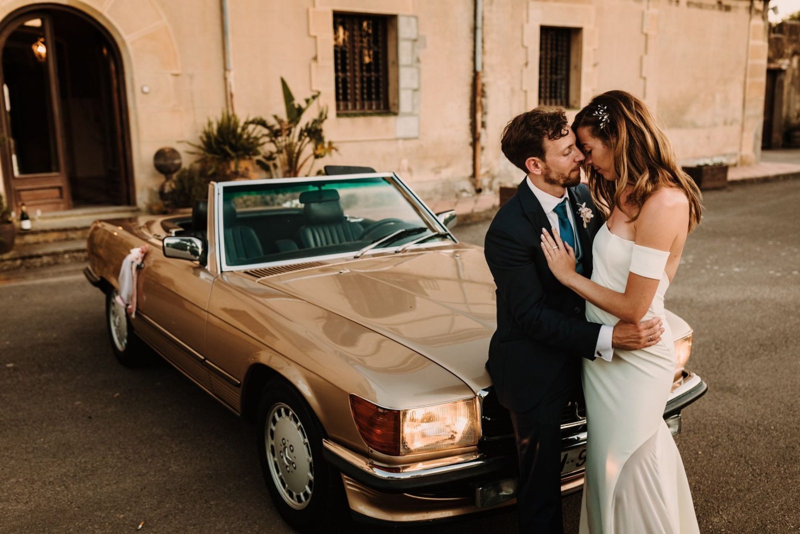 Vestidos de novia sencillos, vestidos de novia minimalistas, vestidos de novia bohemios, vestidos de novia románticos, vestidos de novia originales