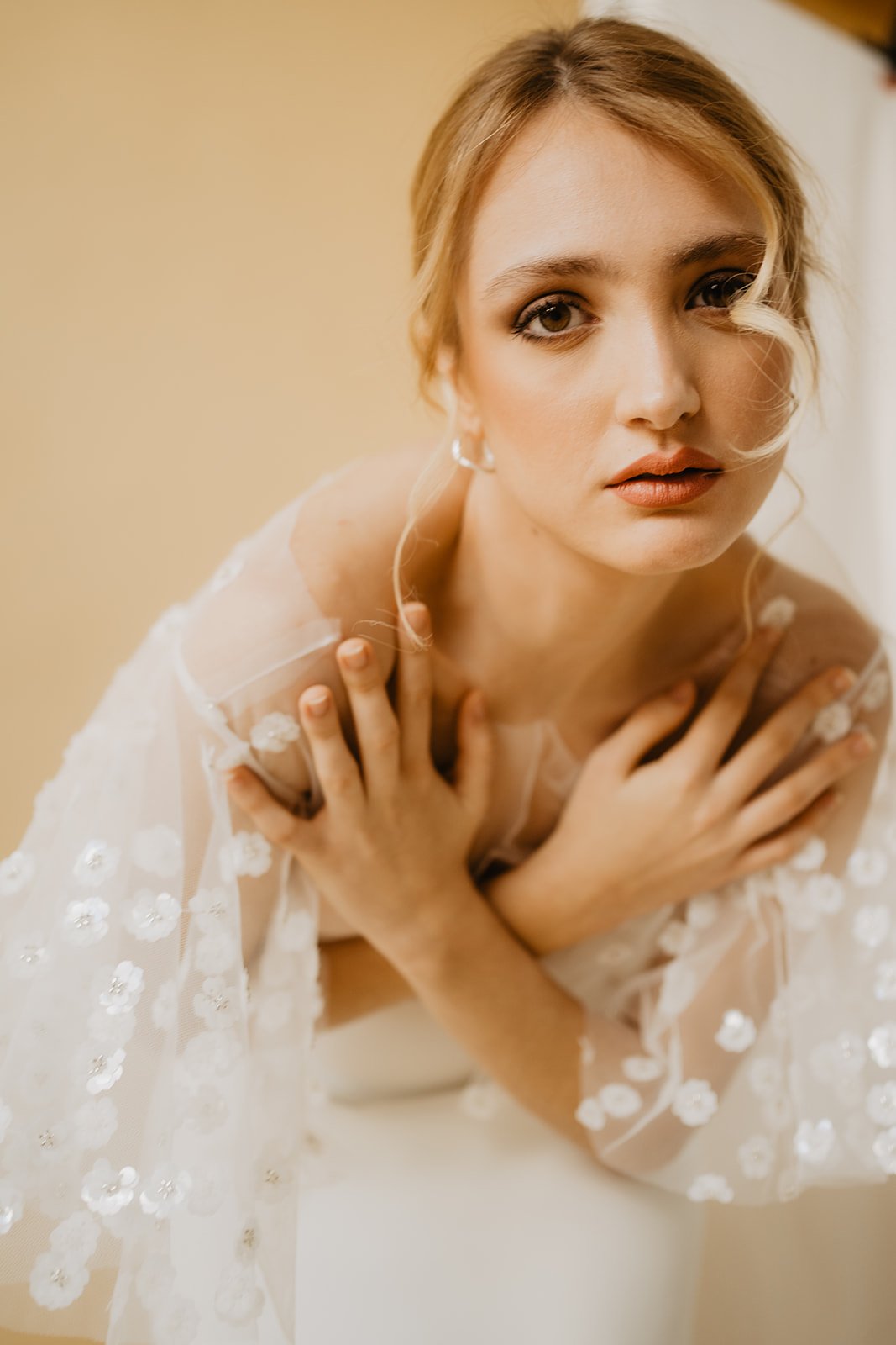 Vestidos de novia sencillos, vestidos de novia minimalistas, vestidos de novia bohemios, vestidos de novia románticos, vestidos de novia originales