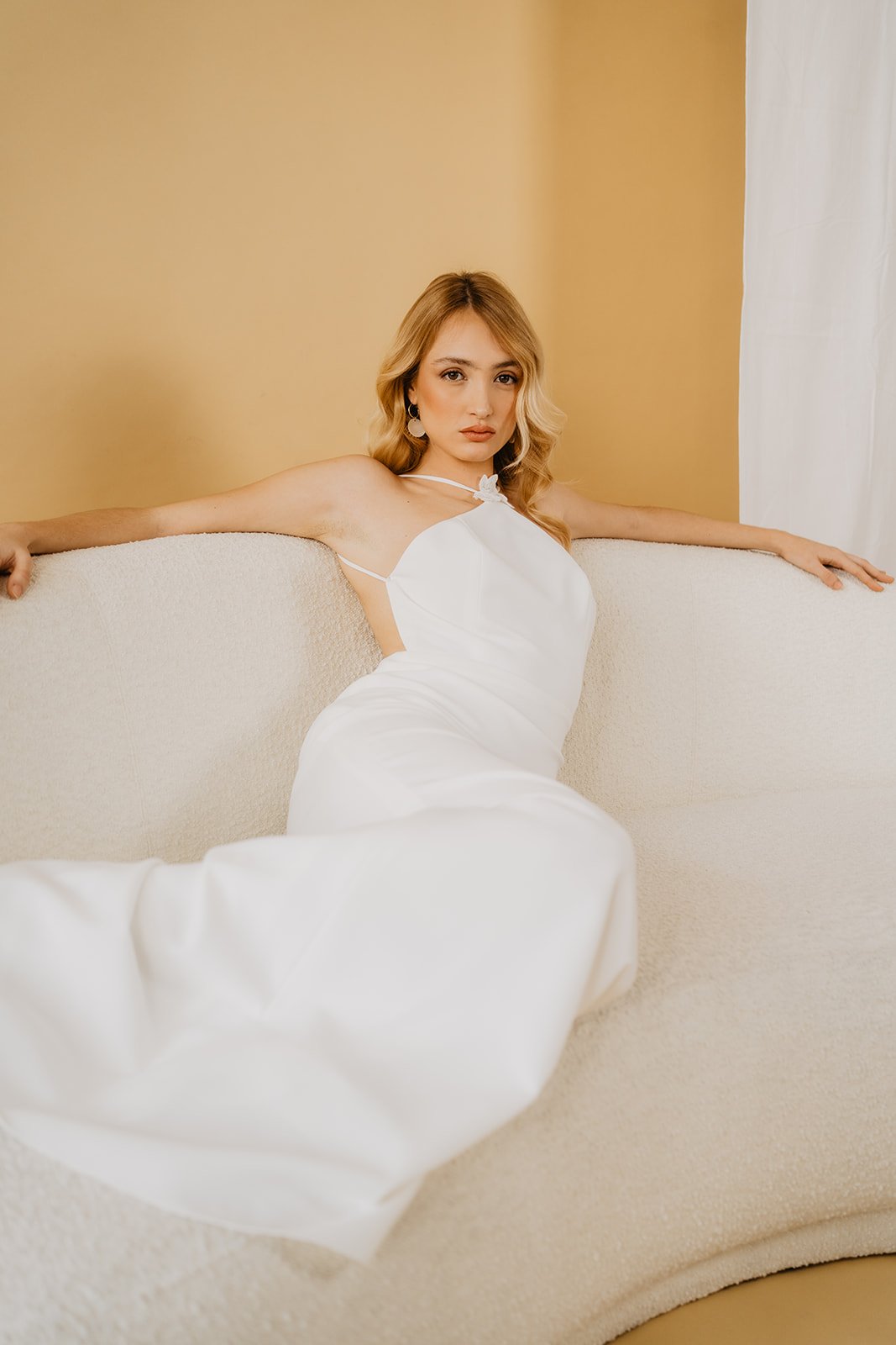Dahlia · vestido de novia colección Floral Whisper