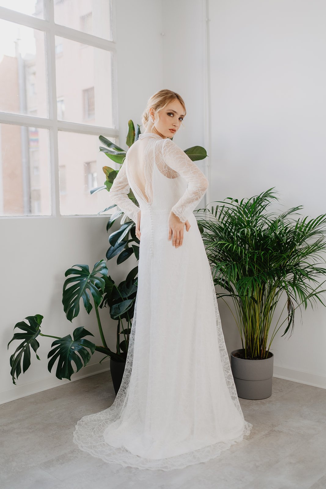Vestidos de novia sencillos, vestidos de novia minimalistas, vestidos de novia bohemios, vestidos de novia románticos, vestidos de novia originales